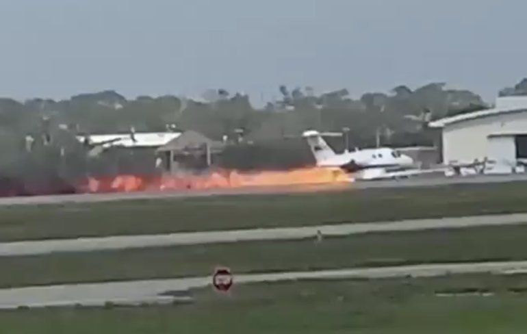 Cessna landt zonder landingsgestel in Daytona