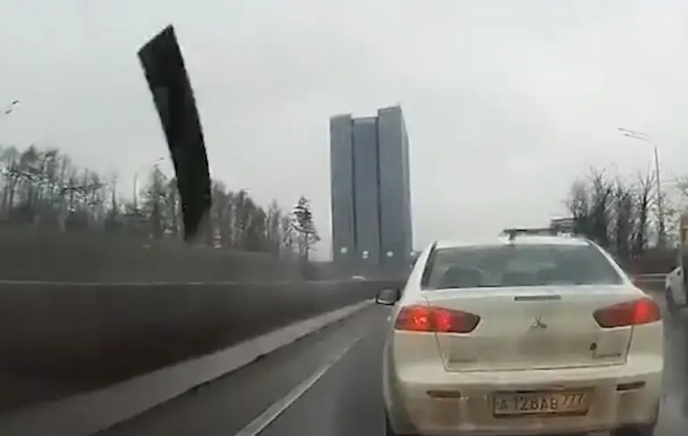 Stuk staal voor filerijder in Minsk