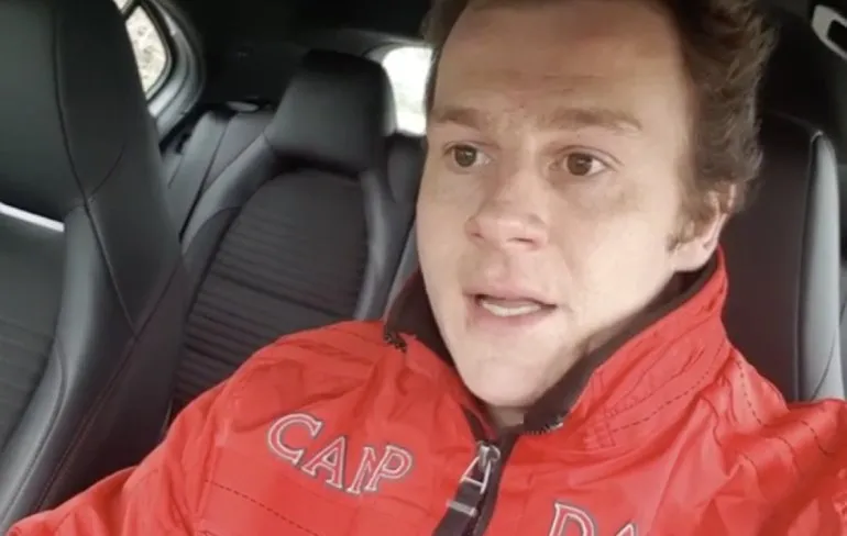 Rapper Sjors steekt ouderen hart onder de riem