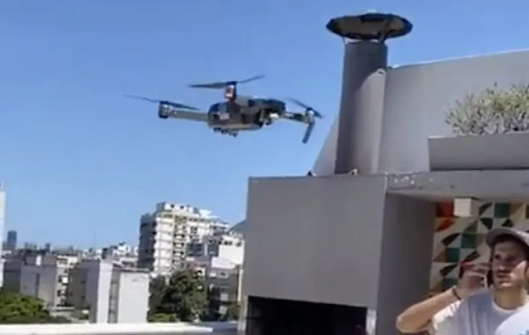 Braziliaan laat jonko bezorgen