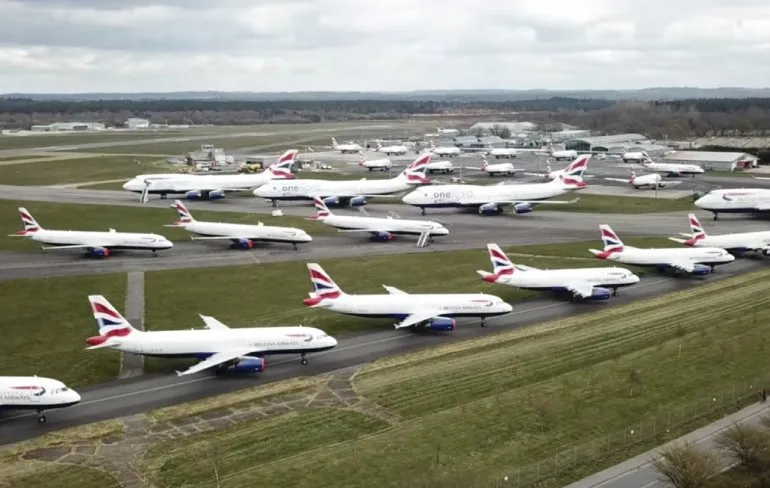 Bournemouth Airport de parkeerplaats voor British Airways toestellen