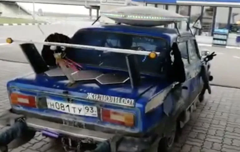 Dit moet de snelste en coolste Oostblok Ferrari van het dorp zijn