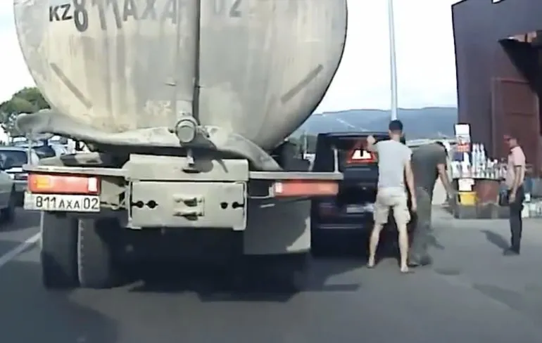 Perfecte misdaad vastgelopen tijdens file die er al was