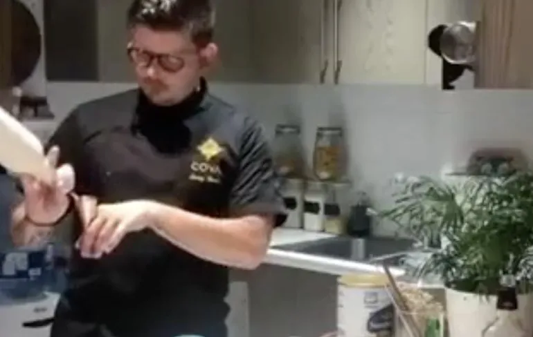 Barman met een papadag