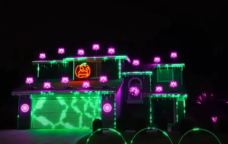 Huis van Tom BetGeorge is weer klaar voor Halloween
