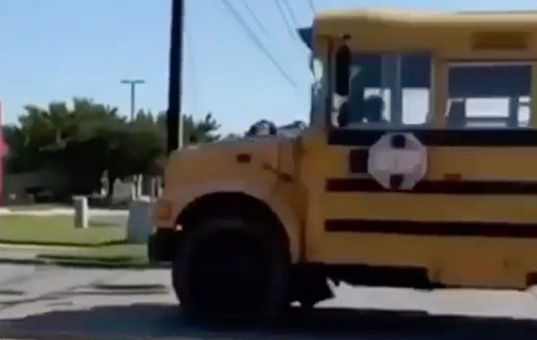 11-jarige ging als een gek aan de haal met een schoolbus