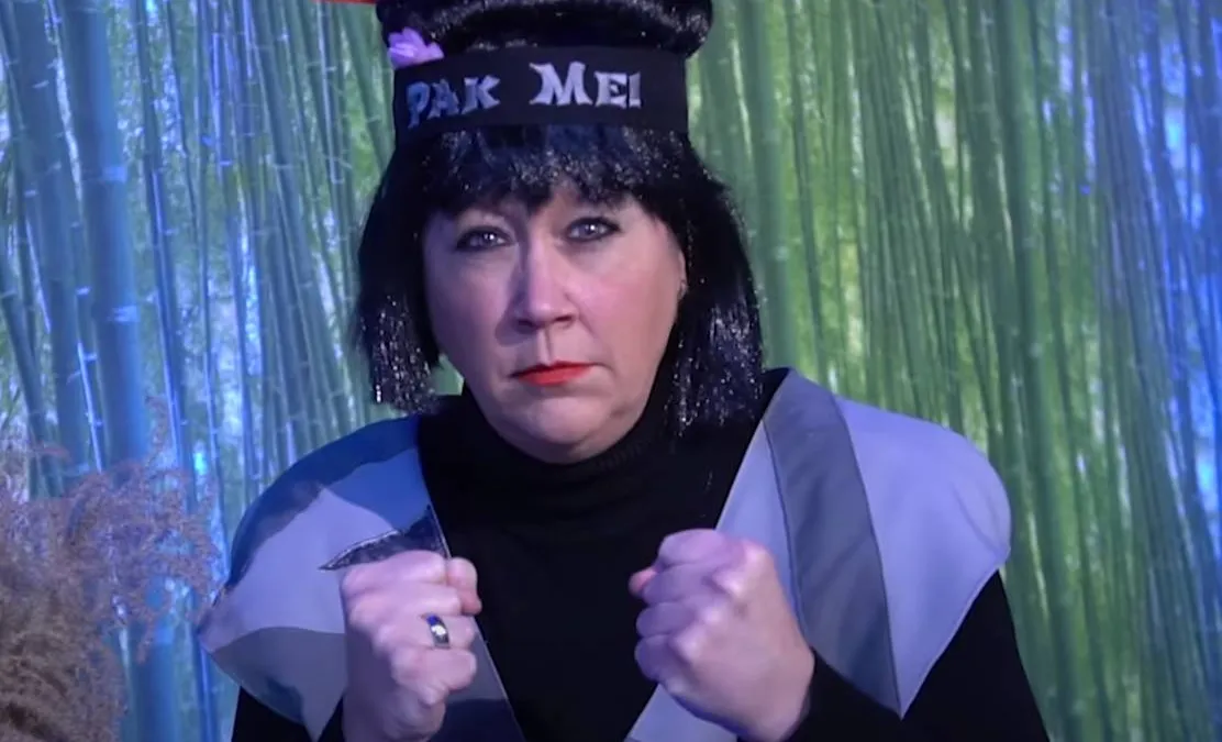 Carnaval 2021: Trio Zandvrees en de Viezevoetenkortingen - Kung Fu Corrie