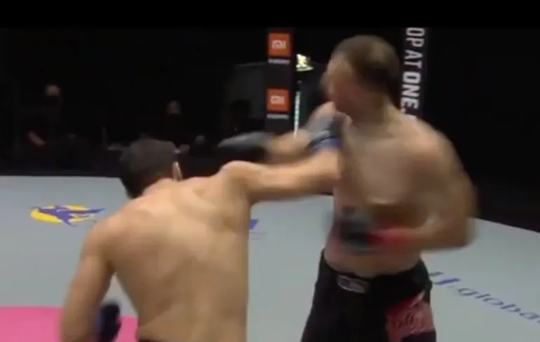 Beybulat Isaev laat zien hoe een dijk van een knock-out eruitziet