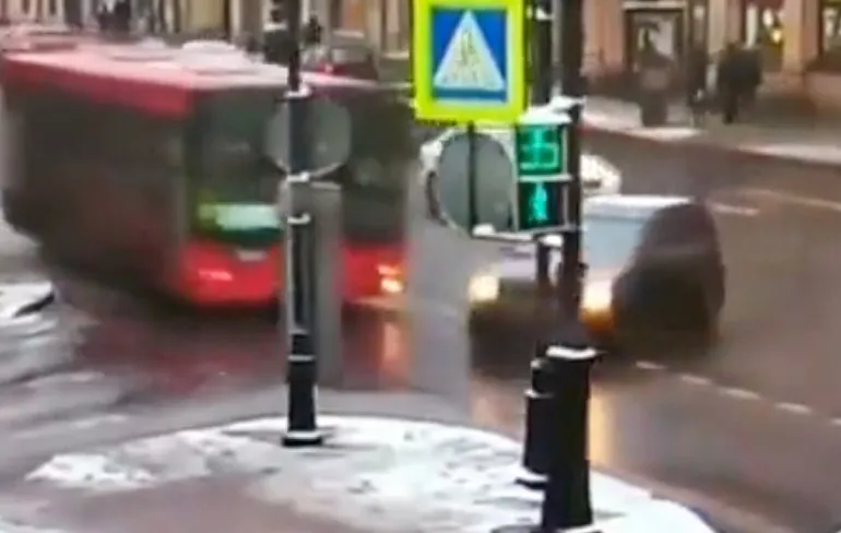 Zelfs een simpele aanrijding moet raar verlopen in Rusland