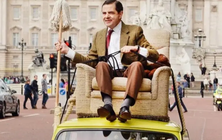 Rowan Atkinson geeft uitleg over iconisch Mr. Bean fragment