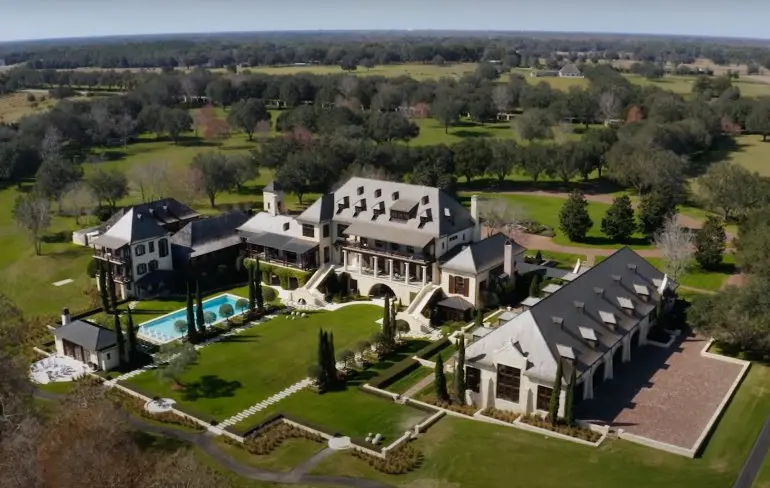 Aan het water wonen in Tampa voor slechts 17 en half miljoen dollar