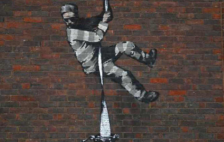 Muurschildering op voormalig gevangenis in Reading toch een echte Banksy