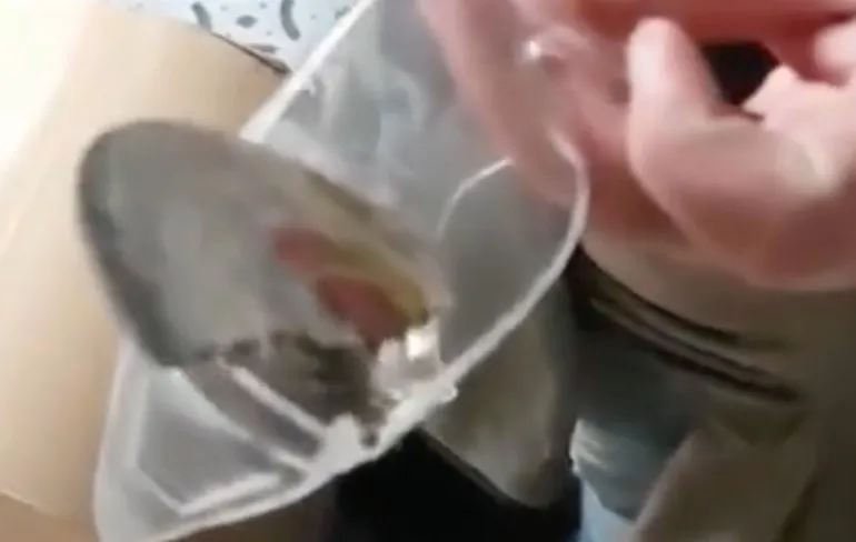 En wederom iemand die achteraf maar wat blij was met veiligheidsbril