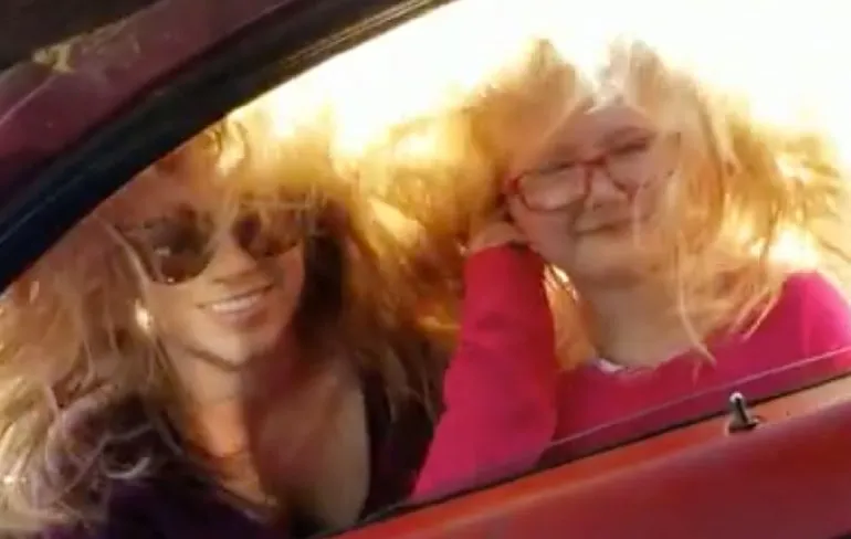 Genoeg bass om vrouw en dochter hun haar te laten dansen