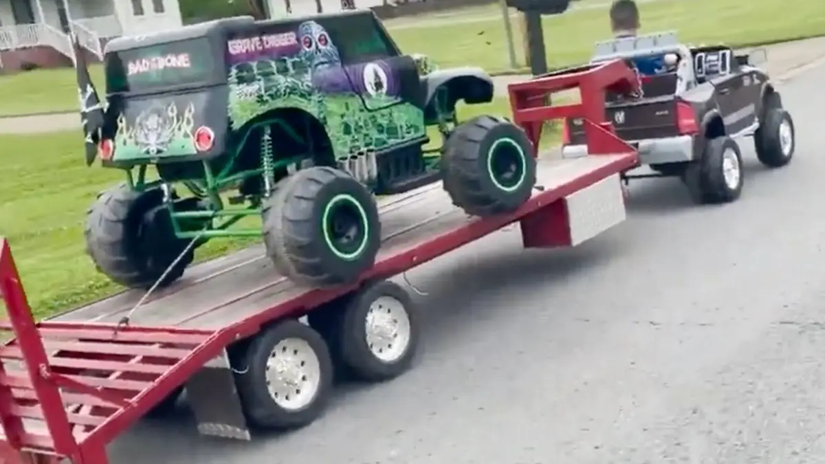 Monster truck met de paplepel er in