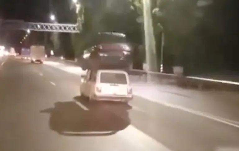  Ook zo kun je natuurlijk een auto met schade vervoeren