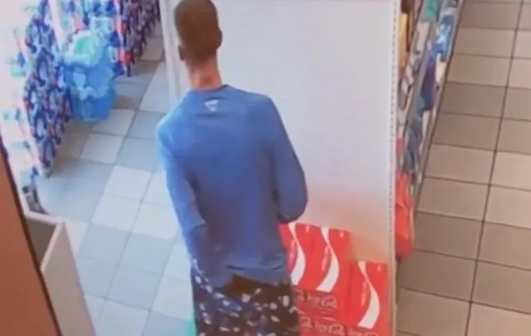 Gast vastgelegd tijdens ranzige moeras test