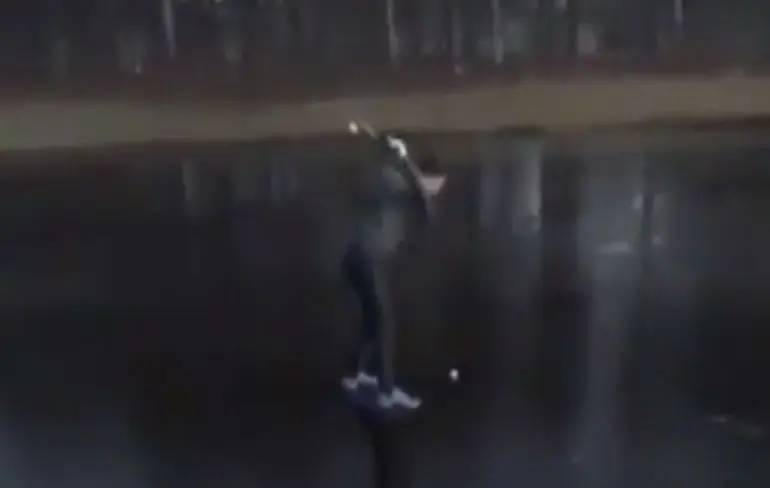 Golfen op ijs is nog best lastig