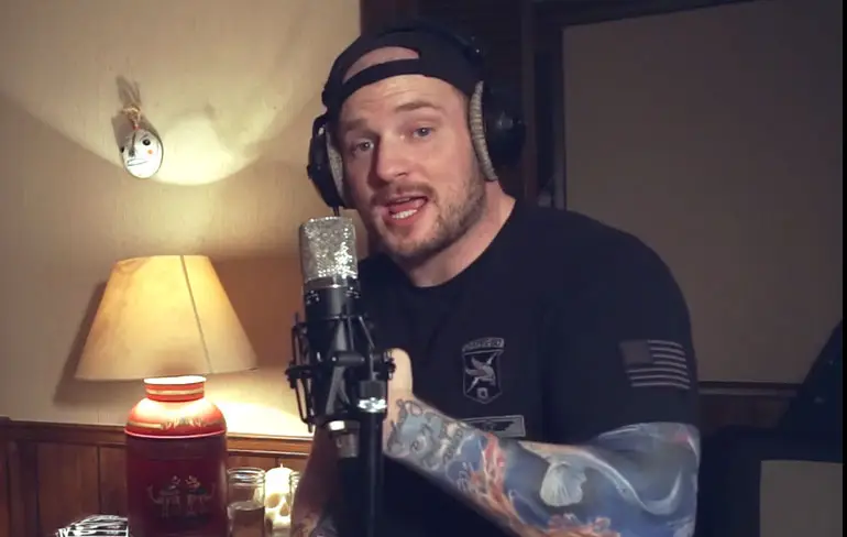 Mac Lethal gaat los met de letter Z