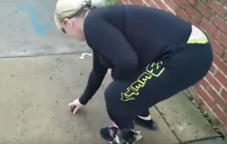 Aso vrouwtje heerlijk op haar nummer gezet