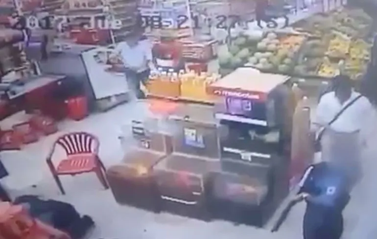 Overvallers overmeesteren geldlopers in Colombiaanse stad Barranquilla