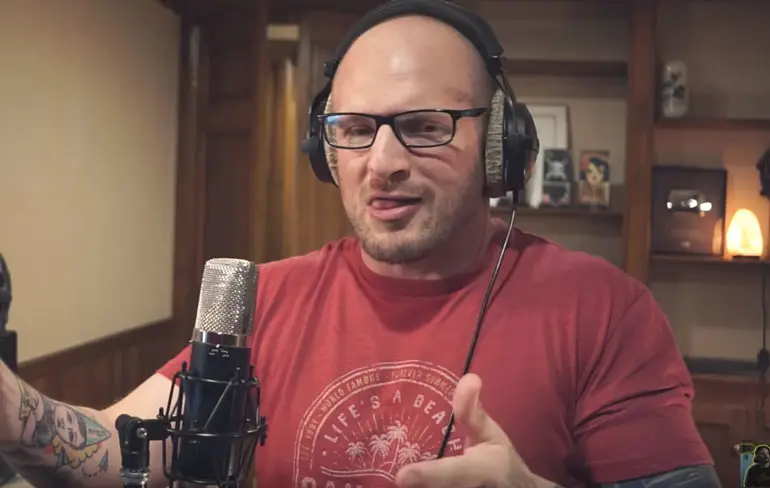 Als rapper Mac Lethal pizza gaat bestellen