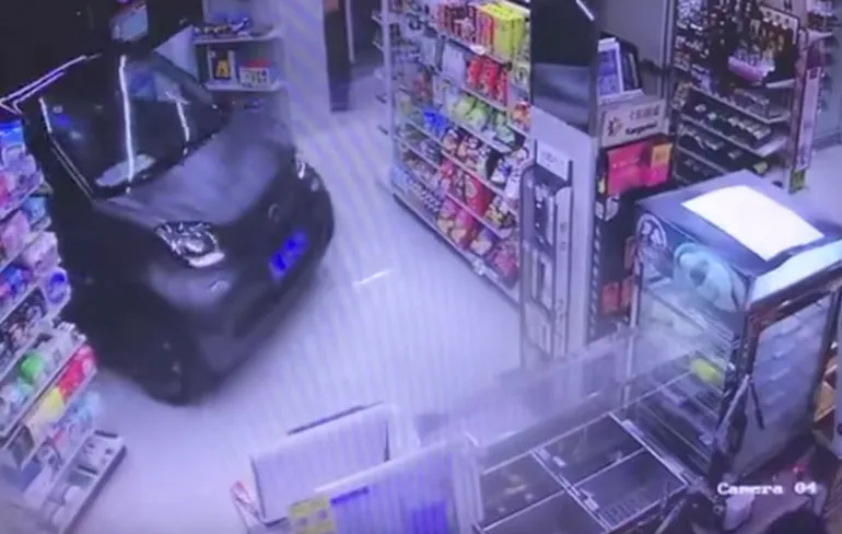 Chinees heeft geen zin om parkeerplaats te zoeken