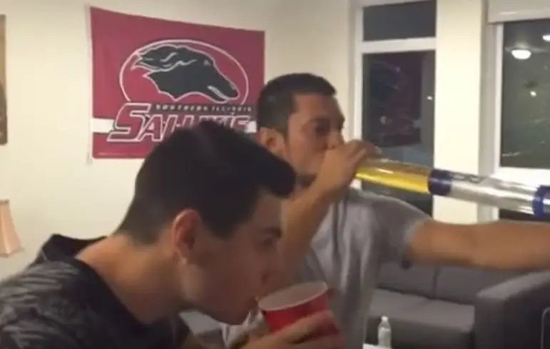 Beker bier vs Beerstick