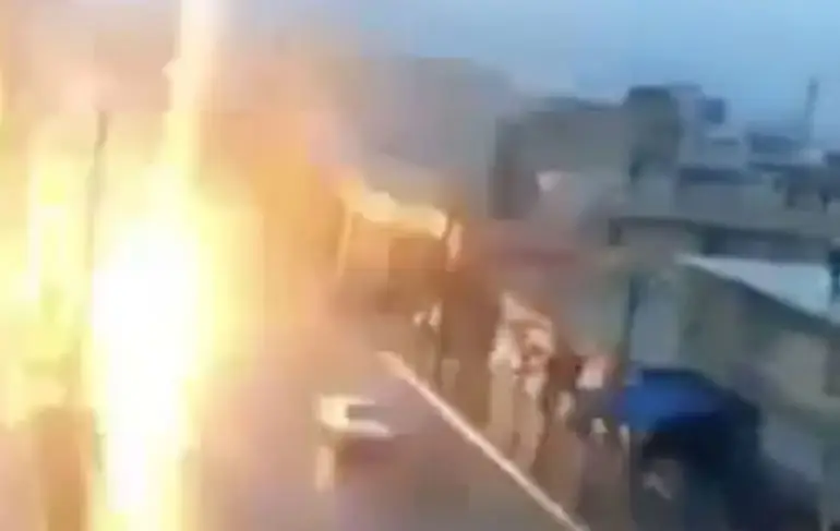Bliksem slaat in op auto en dan begint het raar te worden
