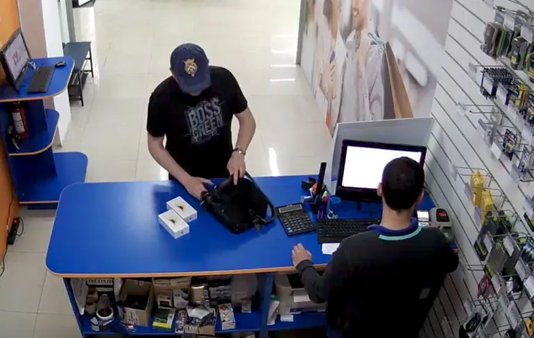 Wisseltruck goed in beeld gedacht, twee iPhones voor nop