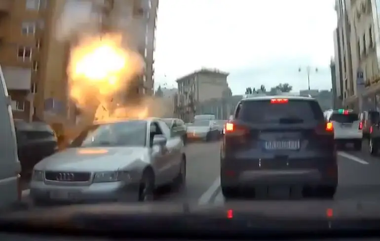 Auto van Timur Makhauri deed boem in centrum Kiev
