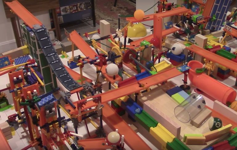 De meeste complexe Rube Goldbergmachine die je vandaag zal tegenkomen