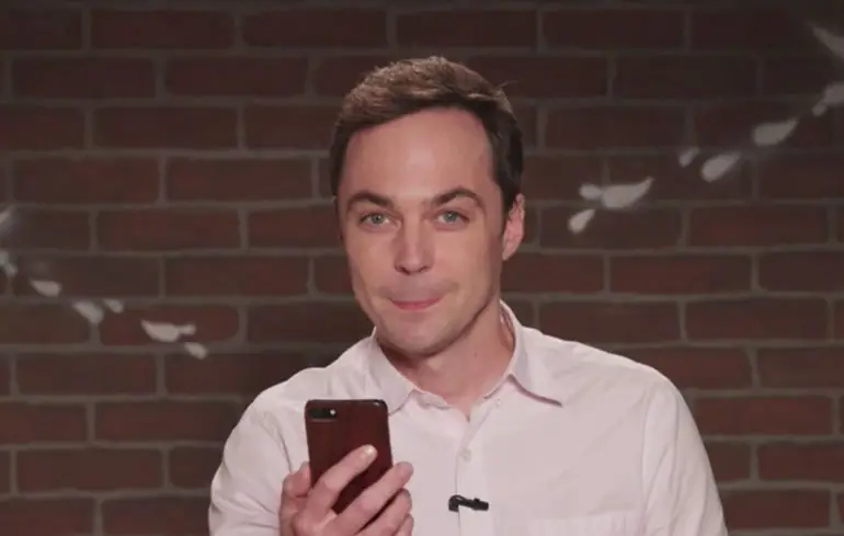 Celebs lezen gemene Tweets over zichzelf bij Kimmel