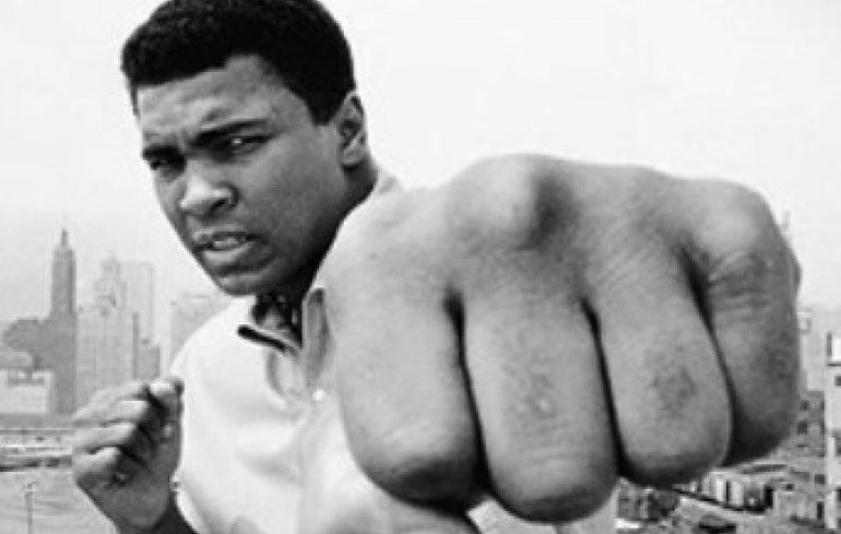 Bokslegende Muhammad Ali is niet meer