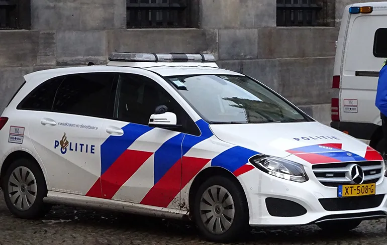 LOL! Boete voor lelijk gezicht 100 euro in 2021