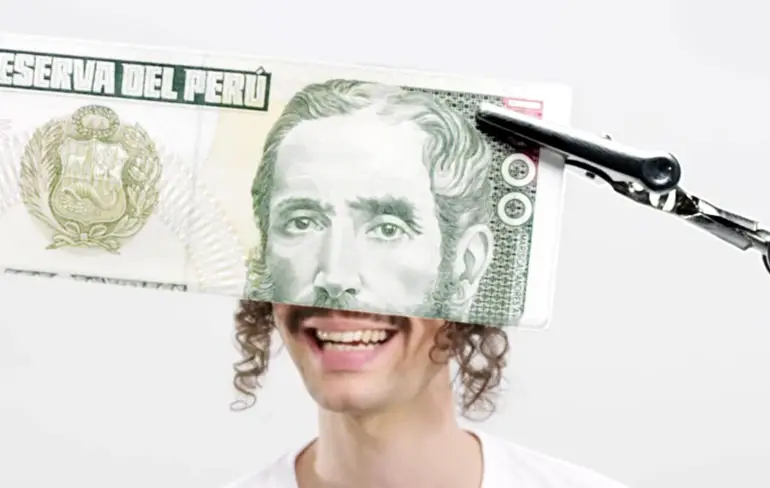 Darwin Deez is creatief met cash