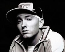 Oudjes geven hun mening over Eminem