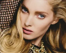Elsa Hosk topless voor 7Hollywood
