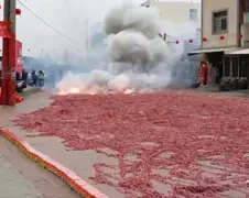 Beetje vuurwerk afsteken in Taiwan