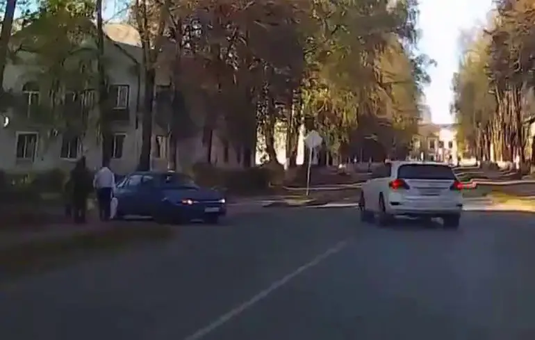 Rus gaat voor gestrekte salto met halve schroef