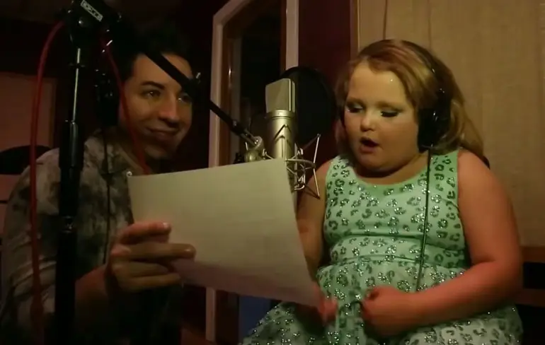 Honey Boo Boo doet poging tot muziek maken