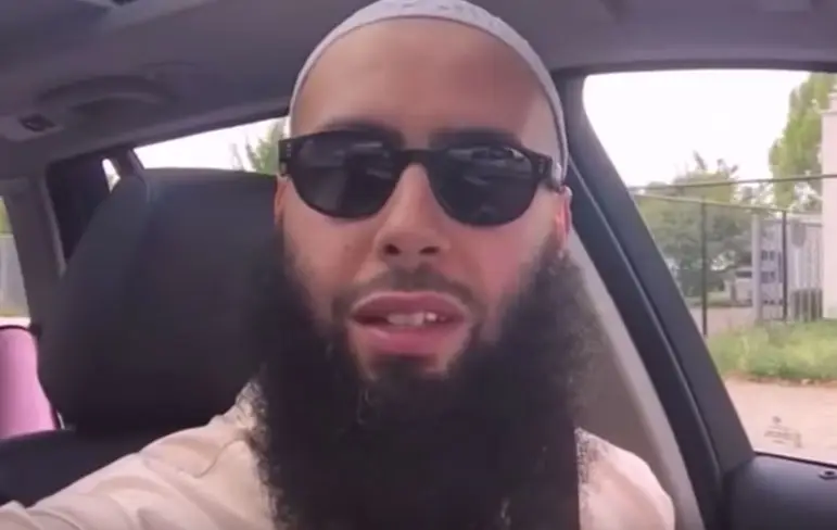 Abdelkarim Abou Abdillaah heeft iets te melden over Boef en Hoodvlogs