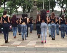 Zuid-Amerikaanse Line Dance is genot voor het oog