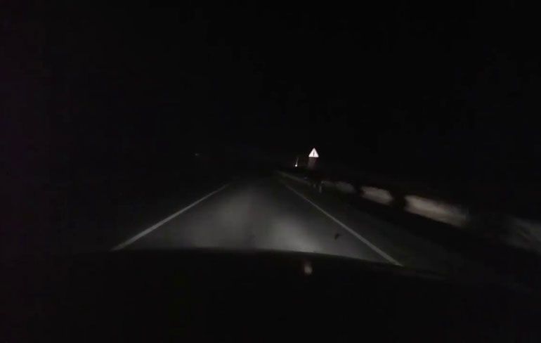 Het nadeel van een slecht verlichte weg in Yalutorovsk