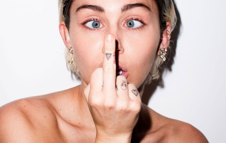 Nog meer naakte Miley Cyrus door Terry Richardson