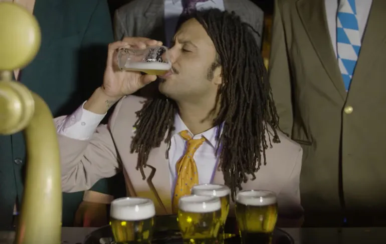 Carnaval 2017: Gullie - Waar Is Mustafa?!