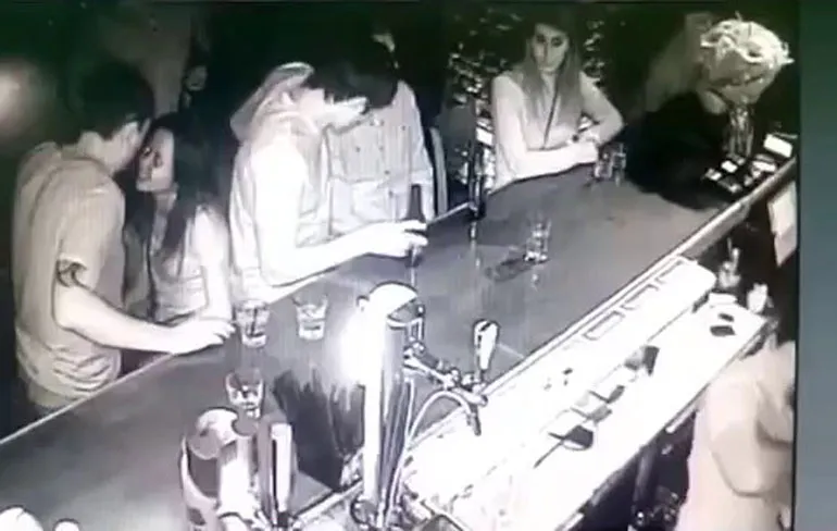 Moet dat nou echt in de kroeg gebeuren?