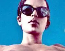 Kim Kardashian naakt voor Love Magazine