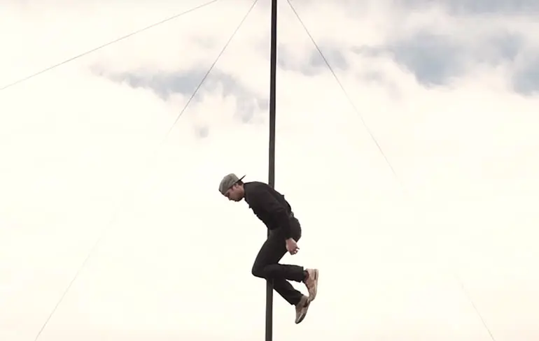 Damien Walters aan de Chinese Pole