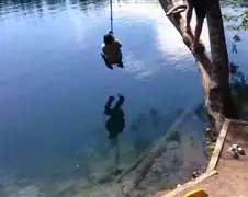 Rope swing mannetje gaat best goed